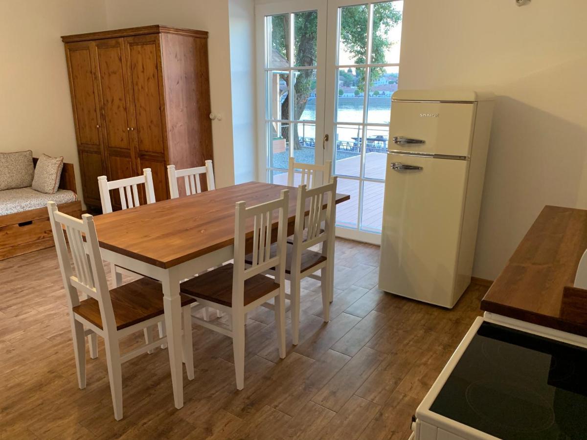 Szazesztendos Reveszhaz Apartman Szigetmonostor Exteriér fotografie