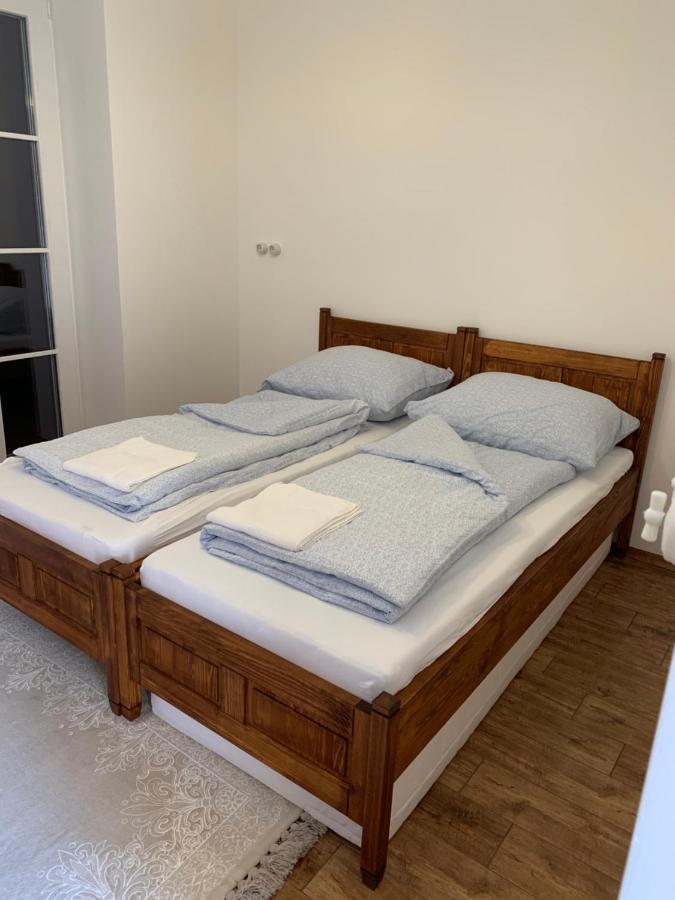 Szazesztendos Reveszhaz Apartman Szigetmonostor Exteriér fotografie