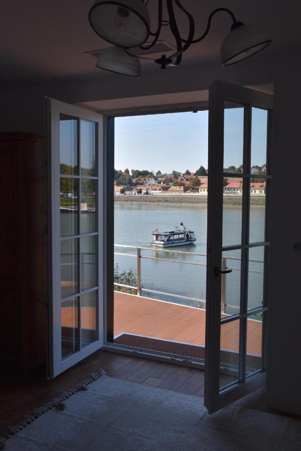 Szazesztendos Reveszhaz Apartman Szigetmonostor Exteriér fotografie